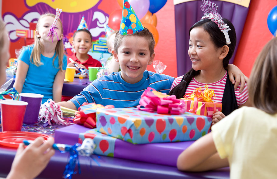 Should You Open Gifts at Kids Birthday Parties? | BounceU