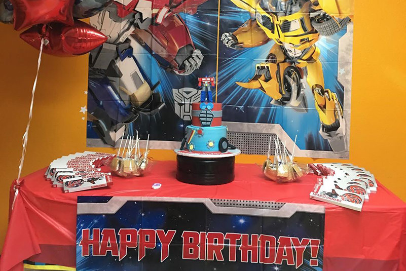 Transformers, superheros and more! Have an awesome hero party at BounceU.